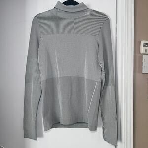✨Athleta Striped Mock Neck Long Sleeve Top Med. Gray White Stretch Athletic Wear